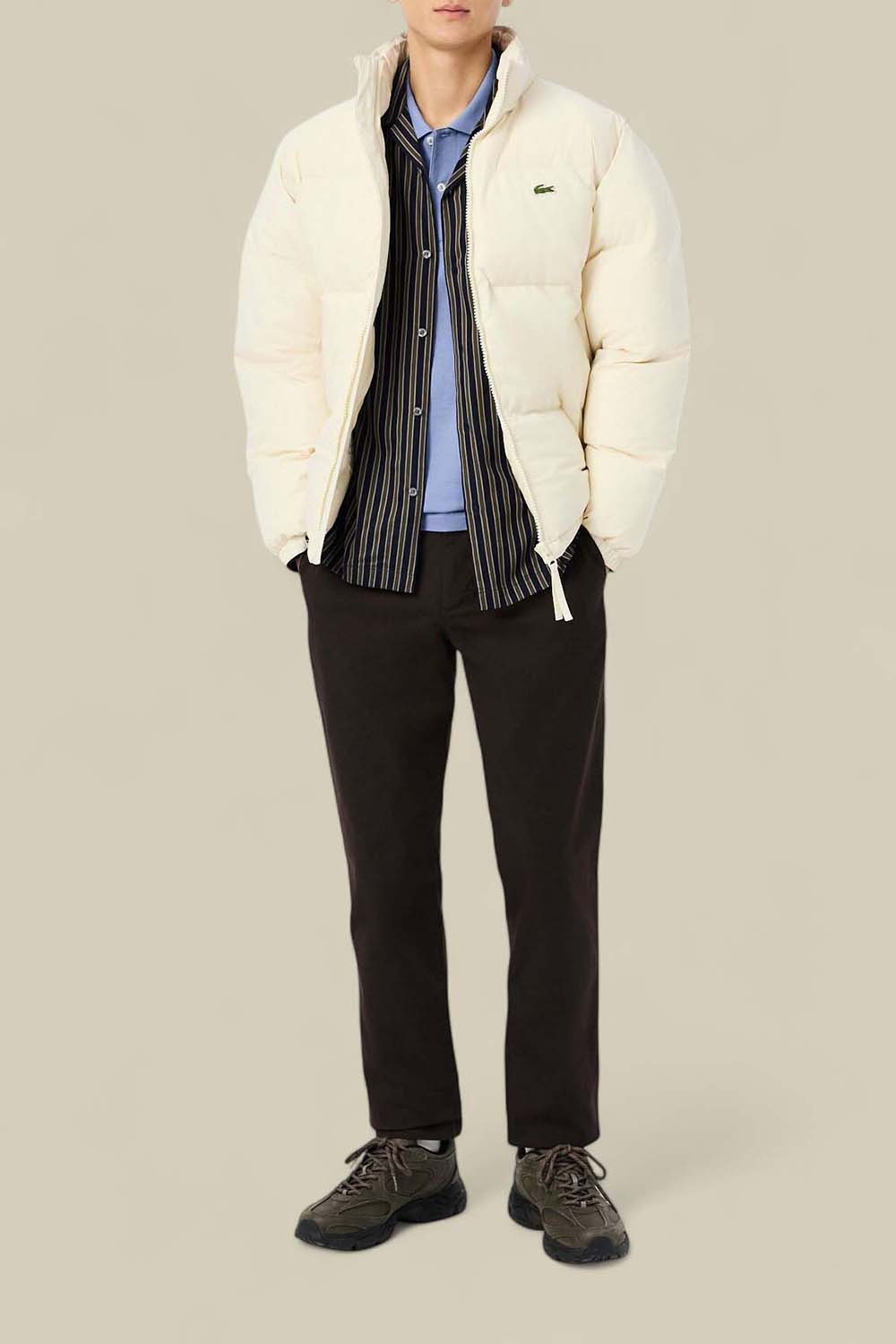 תמונת כל הלוק של חולצת פולו